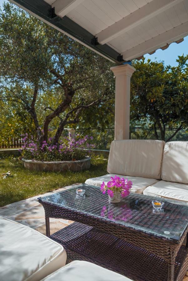 Villa Armonia Vitalades Exterior photo